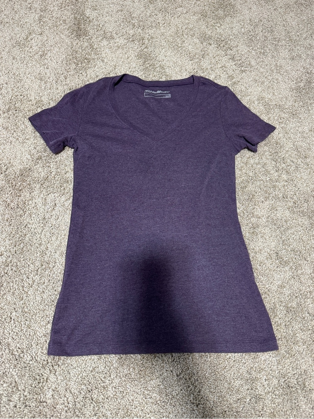 Small Women’s Eddie Bauer Everyday V-Neck Tee - Purple Heather